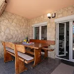 Bayview By Pag Tours شقة باغ