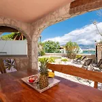 شقة Bayview By Pag Tours