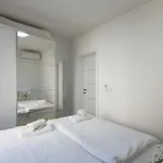Bayview By Pag Tours باغ