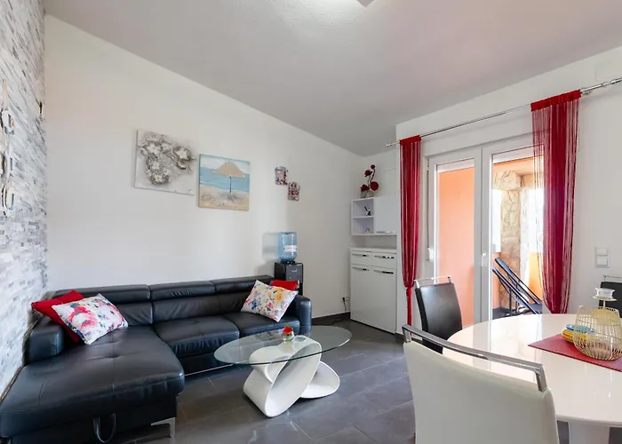 Bayview By Pag Tours باغ