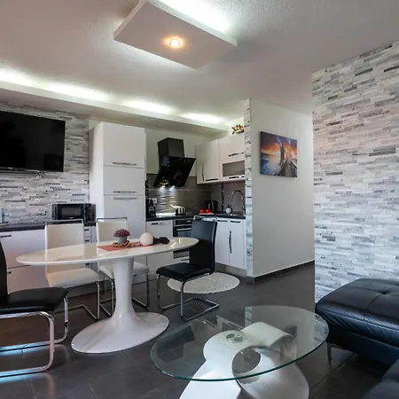 Bayview By Pag Tours Apartment