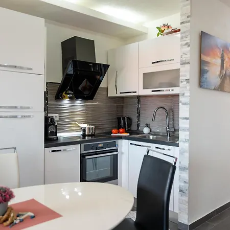 Bayview By Pag Tours Pag Town